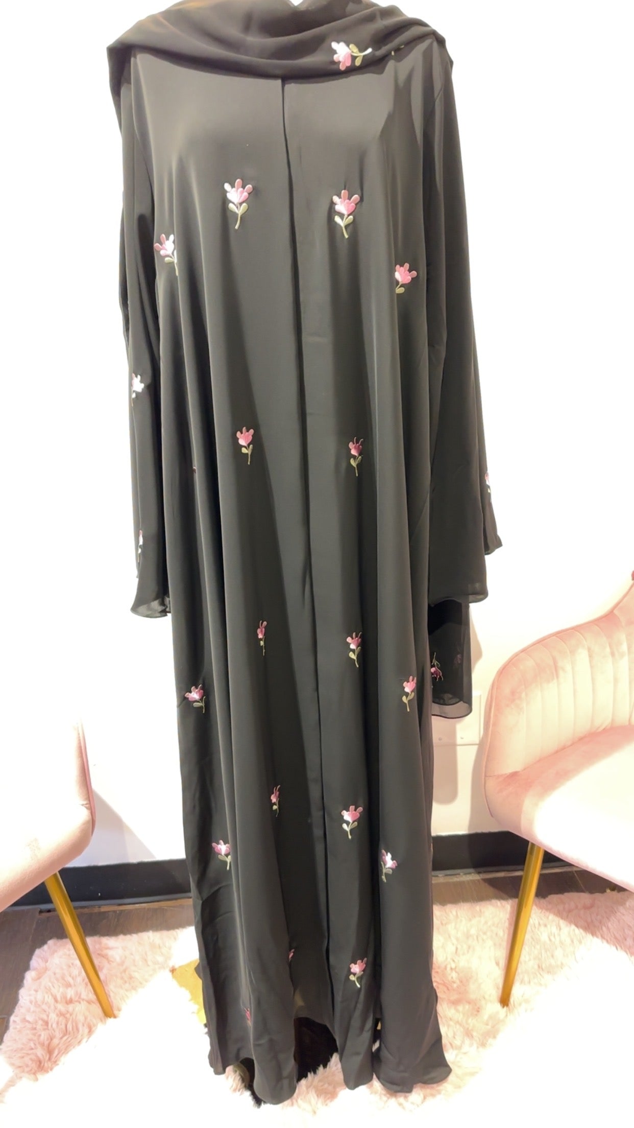 flower embroidered abaya